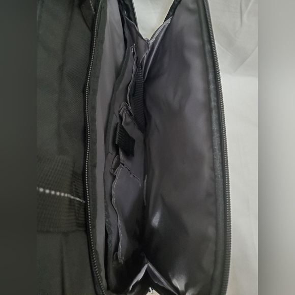 Targus Classic Slim Ergonomic Briefcase Laptop Messenger Travel Office Bag - Picture 7 of 12